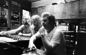 10438_JJSkynyrdat361417