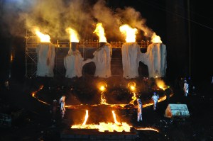 Luminato2014_River of Fundament_Photo by Hugo Glendinning_001