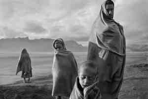 © Sebastião SALGADO : Amazonas images This photo cannot be reproduced out of this context. The image must be reproduced in its entirety, no cropping, no modifications are allowed 3