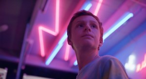 vgRX90_SLEEPING_GIANT_02_o3_8685410_1438737298